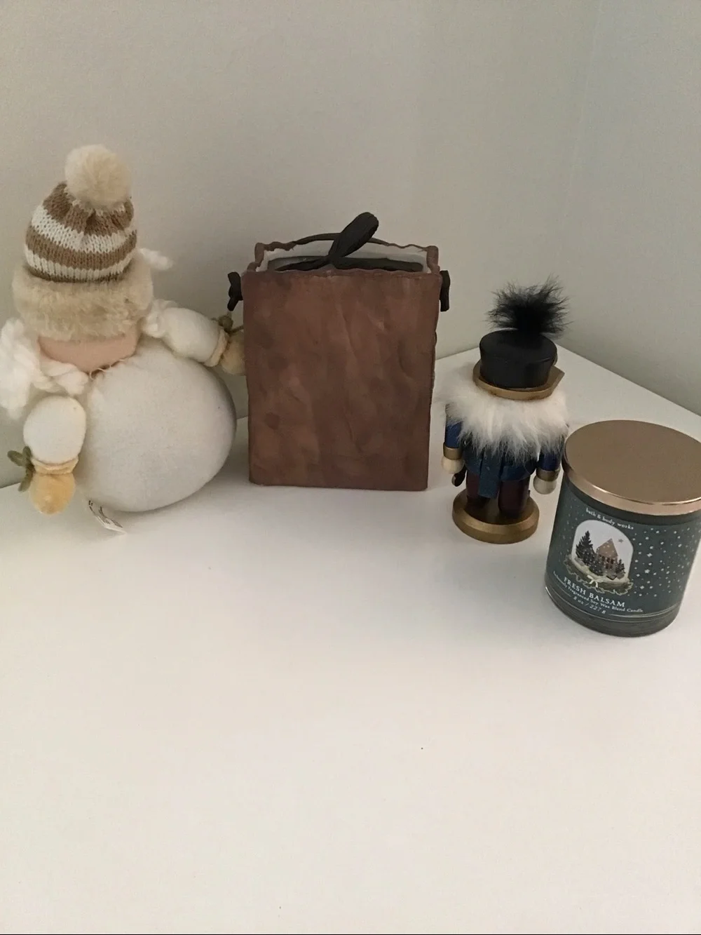Sweet Lot of Christmas decorations, Bath & body works candle, Santa plush + more